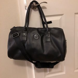 Lululemon small duffle bag